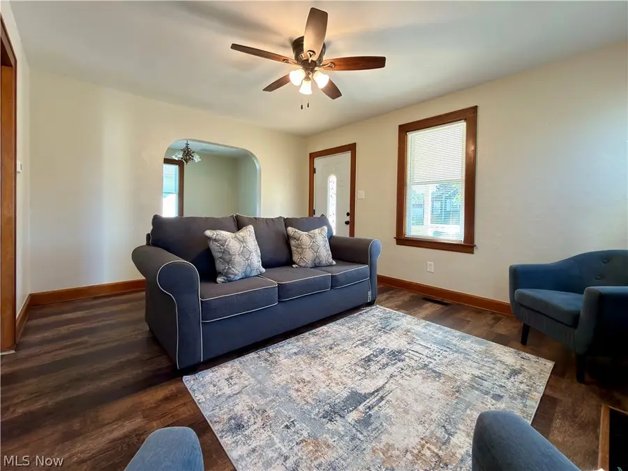 3501 10th Avenue, Vienna, WV 26105 - #2