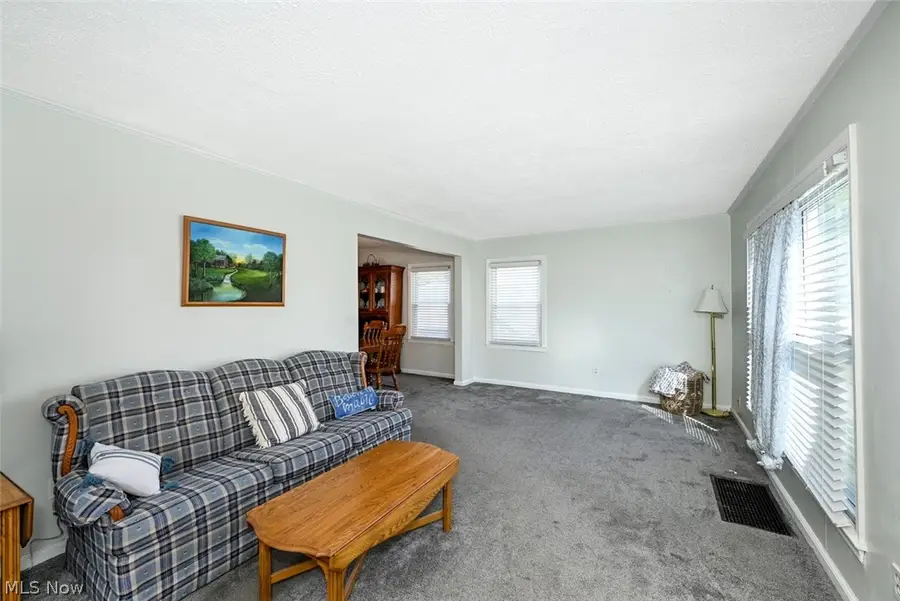 2564 8th Street, Cuyahoga Falls, OH 44221 - #3