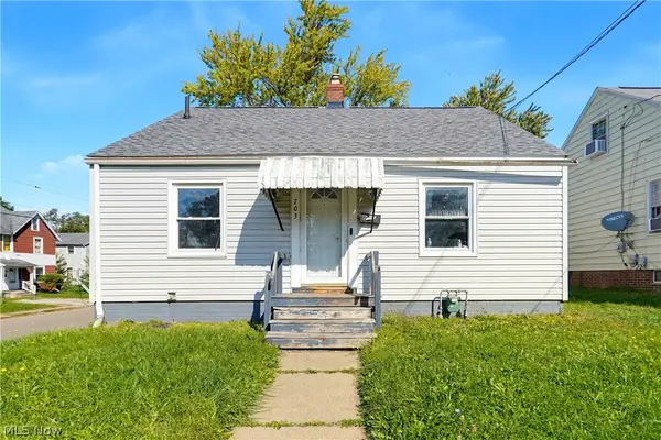 703 14th Ne Street, Canton, OH 44714