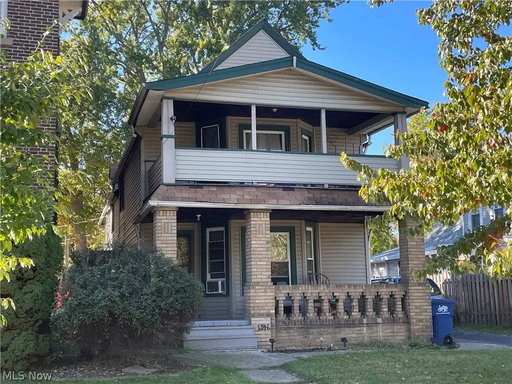 1346 Cove Avenue, Lakewood, OH 44107 - #1