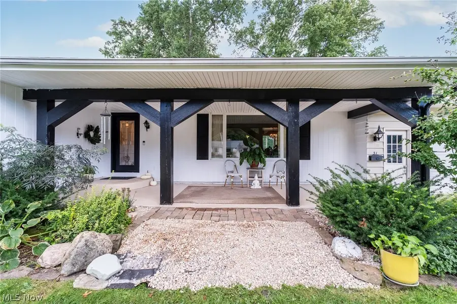 31 Lake Shore Drive, Youngstown, OH 44511 - #2