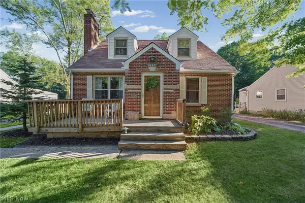 24671 Florence Avenue, North Olmsted, OH 44070
