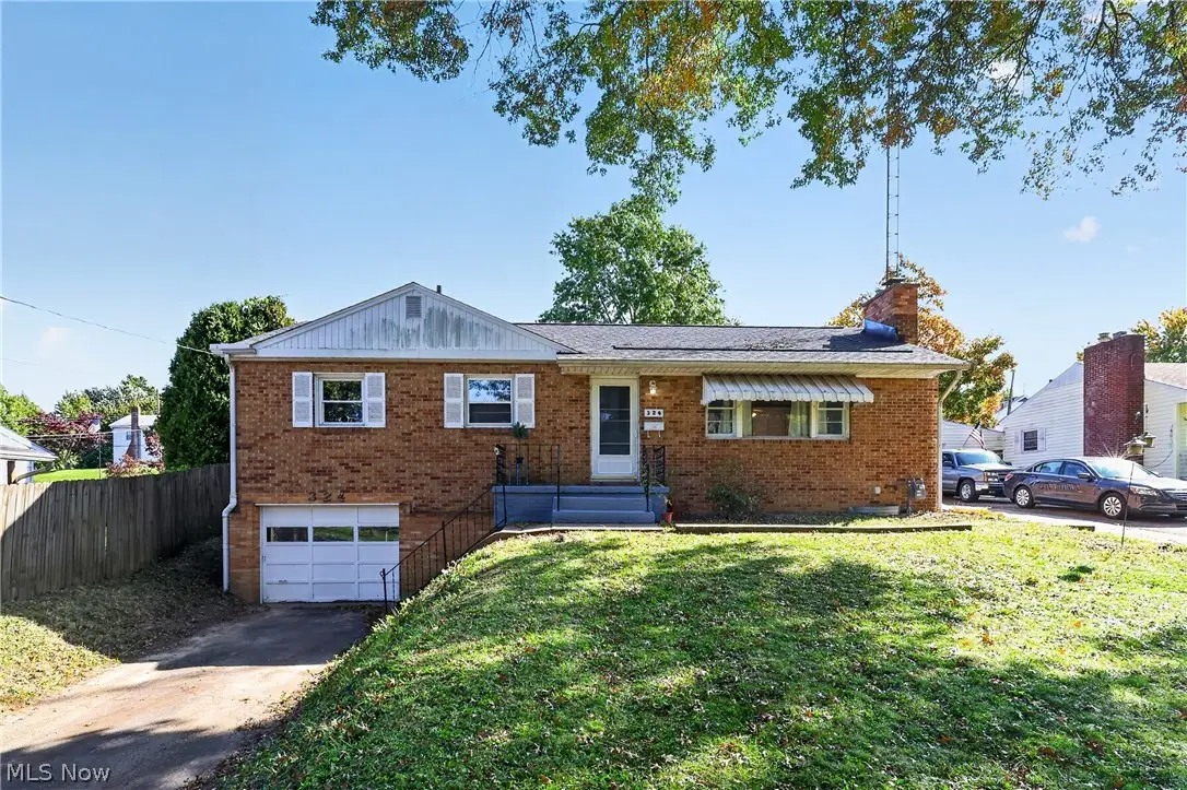 324 Parkway Boulevard, Alliance, OH 44601 - #1