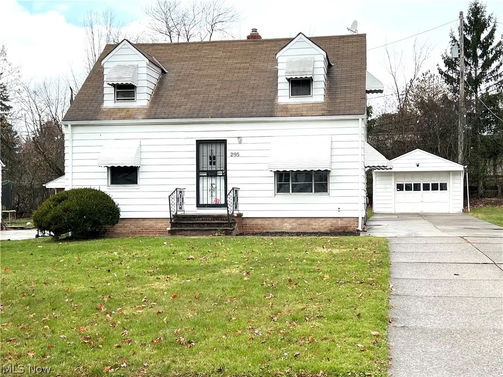 295 Grand Boulevard, Bedford, OH 44146 - #1
