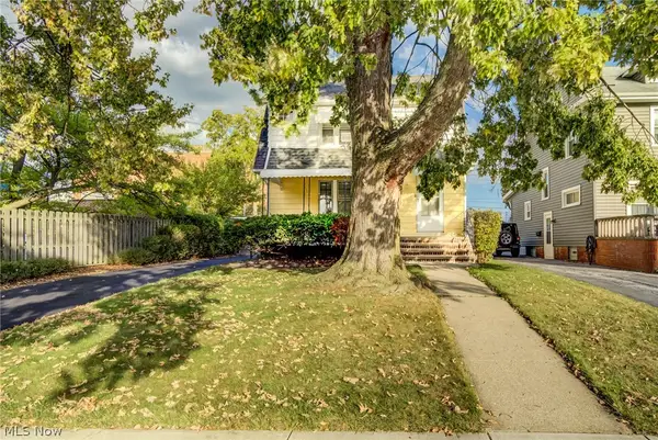 2015 Baxterly Avenue, Lakewood, OH 44107