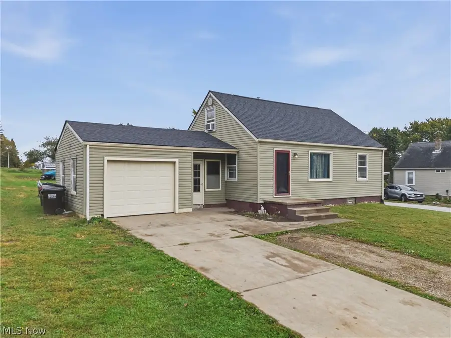209 43rd Sw Street, Canton, OH 44706 - #3
