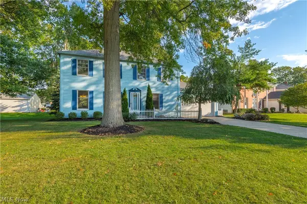 24450 Woodside Drive, North Olmsted, OH 44070