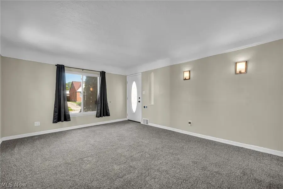 2313 Fairdale Avenue, Cleveland, OH 44109 - #3