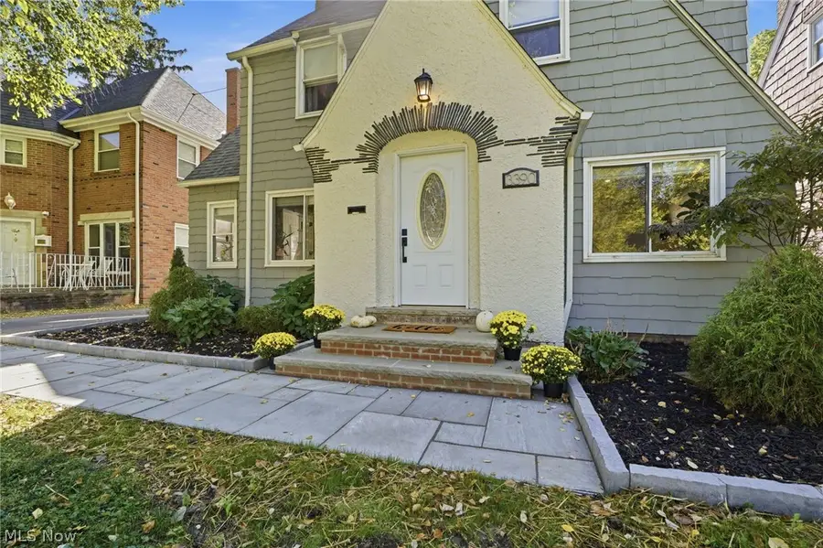 3390 Blanche Avenue, Cleveland Heights, OH 44118 - #2
