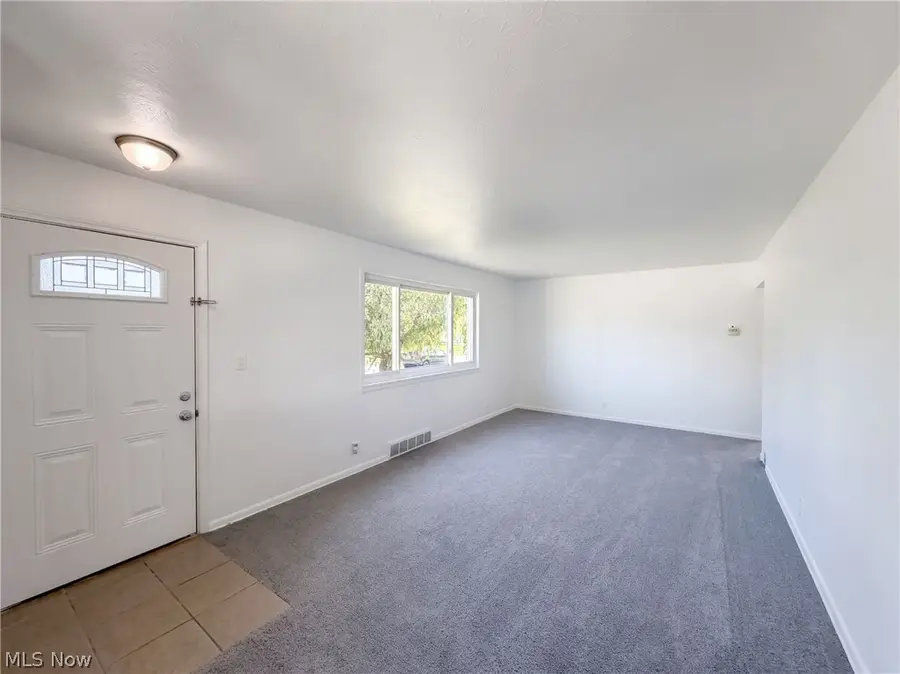 6076 Robert Drive, Brook Park, OH 44142 - #3