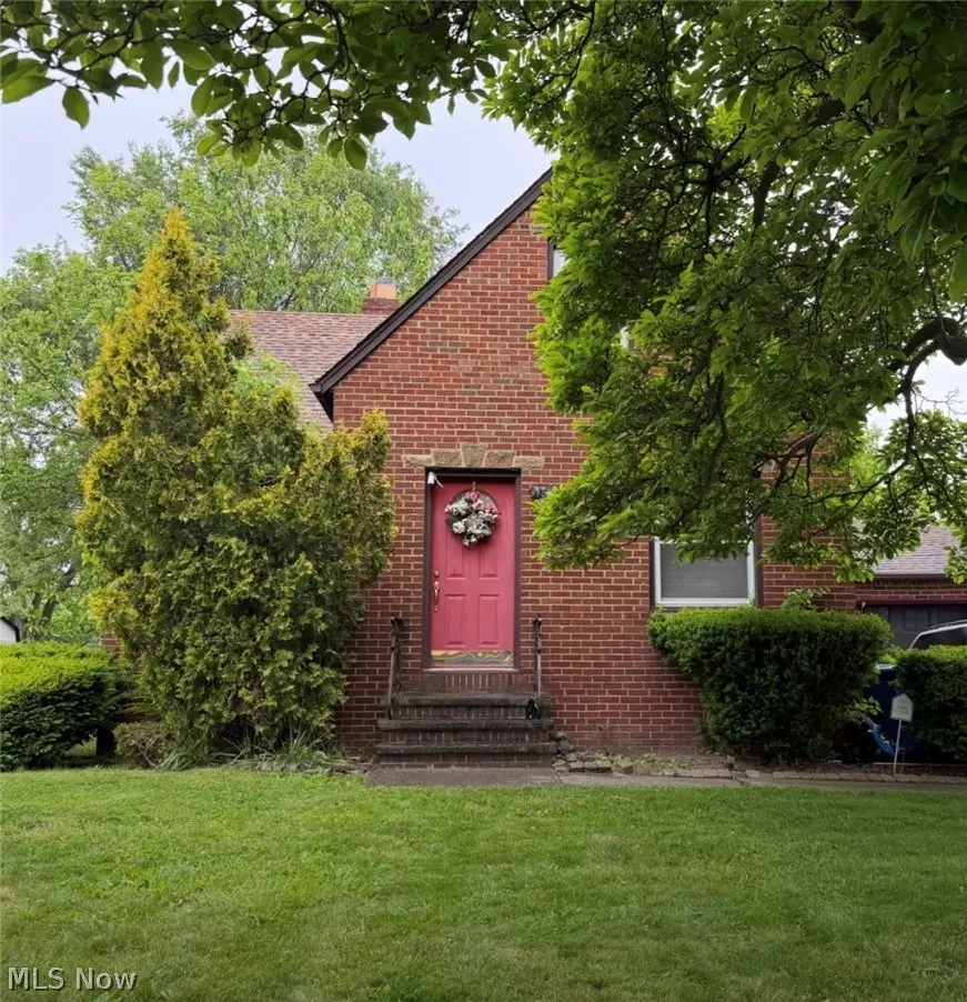 5916 Pearl Road, Parma Heights, OH 44130 - #1