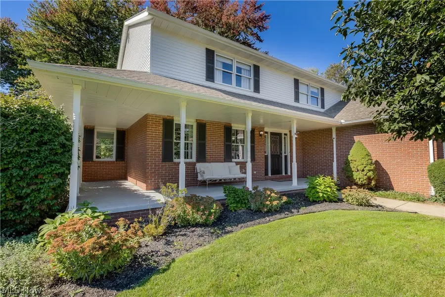 6425 Harborview Nw Avenue, Canton, OH 44718 - #2