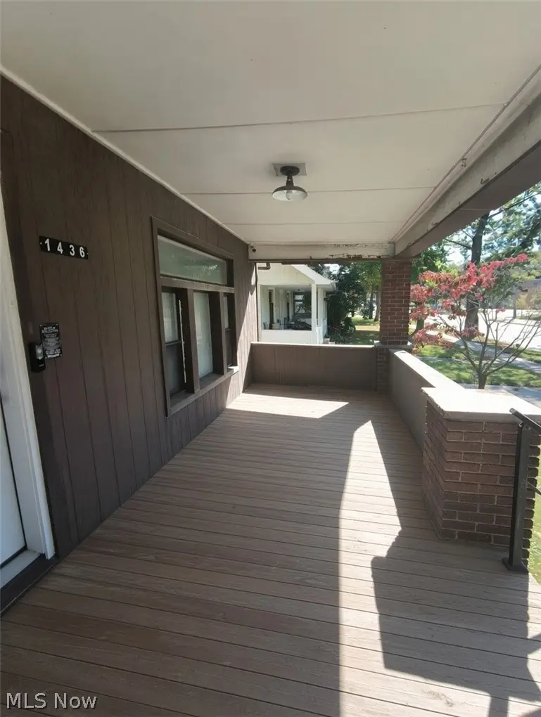 1436 Mahoning Nw Avenue, Warren, OH 44483 - #2