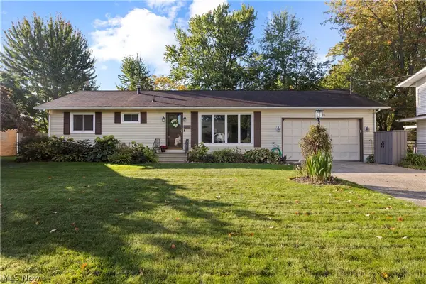 525 Purdue Avenue, Elyria, OH 44035
