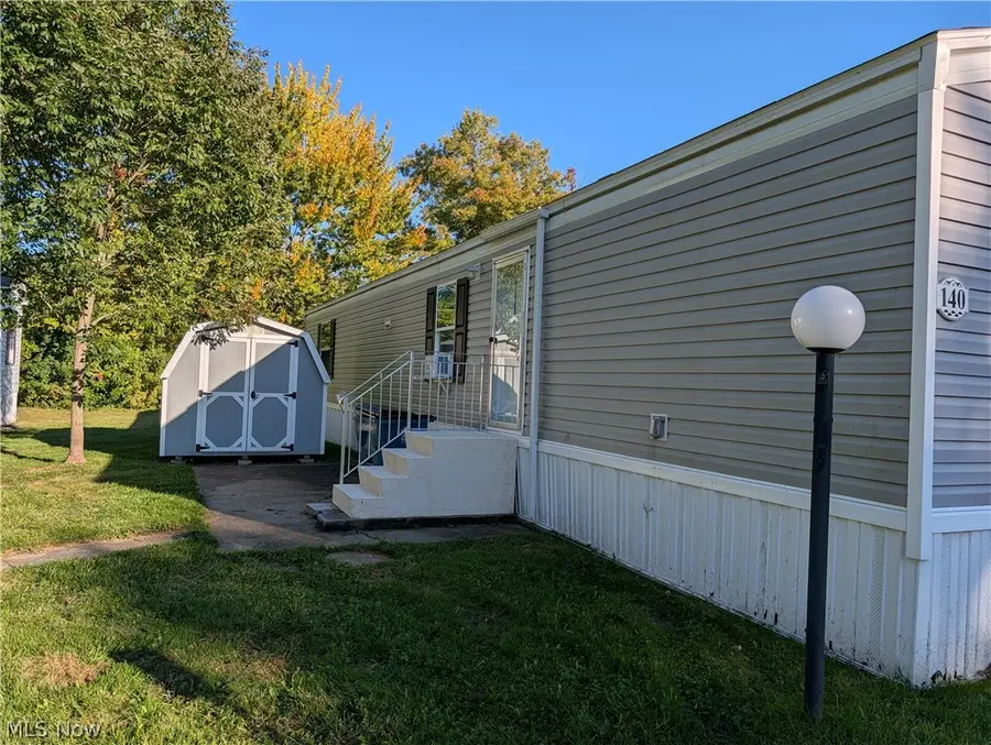 140 Briarcliff Drive, Elyria, OH 44035 - #2