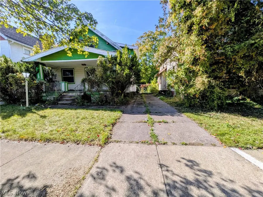 3584 E 133rd Street, Cleveland, OH 44120 - #3