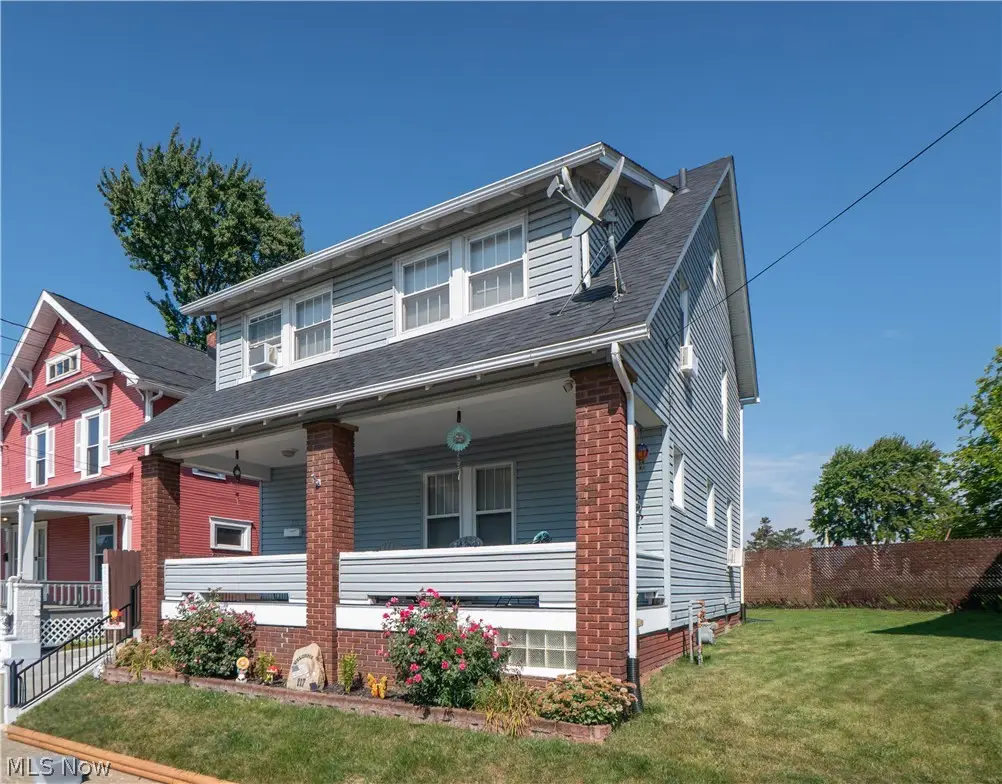 817 19th Nw Street, Canton, OH 44709 - #1