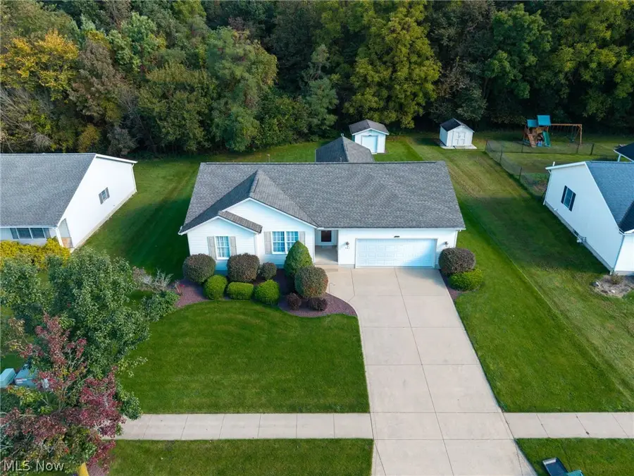 141 Parkside Drive, Creston, OH 44217 - #2