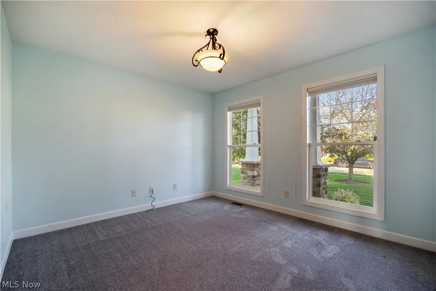 6617 Harness Ne Circle, Canton, OH 44721 - #3