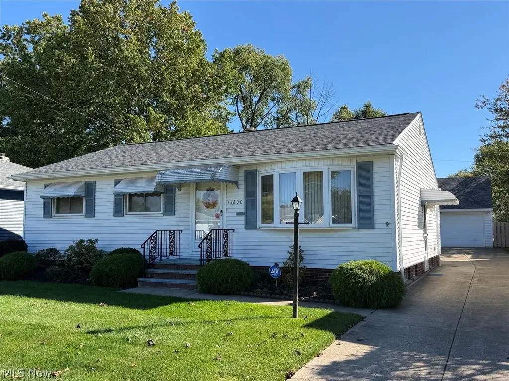 15800 Evening Star Avenue, Maple Heights, OH 44137 - #1