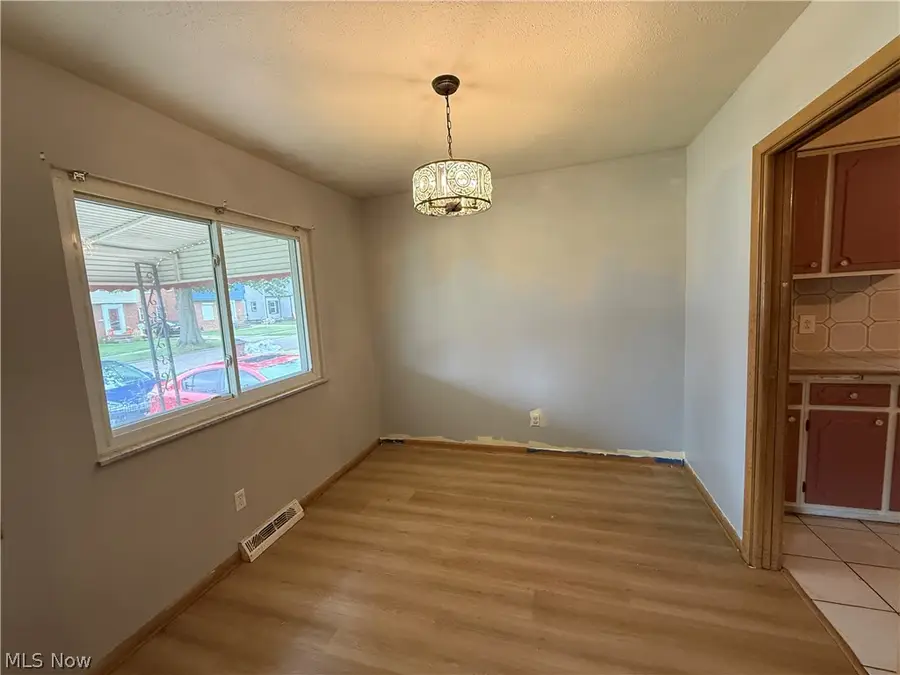 3126 Parklane Drive, Parma, OH 44134 - #3