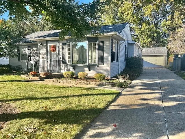 11010 Fairlawn Drive, Parma, OH 44130 - #1
