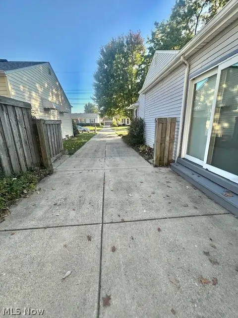 11010 Fairlawn Drive, Parma, OH 44130 - #3