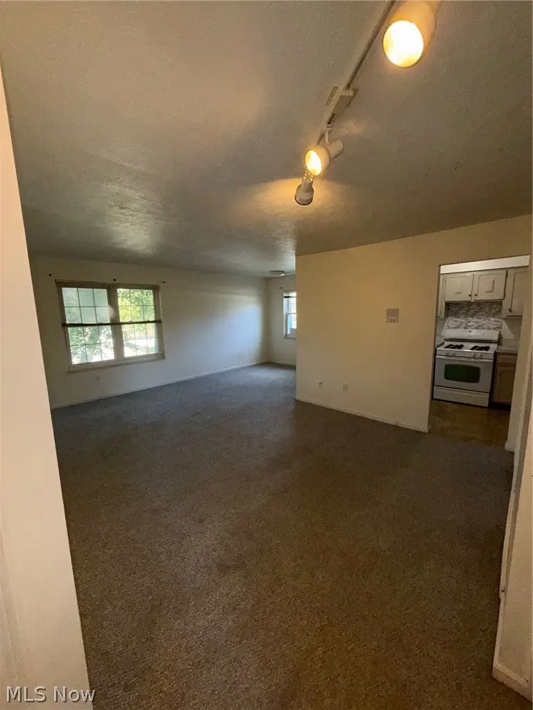 4789 Columbia Road #206, North Olmsted, OH 44070 - #3