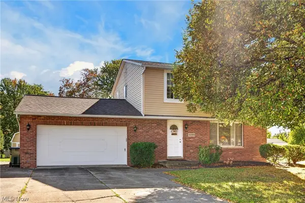 8899 N Gateway Drive, North Royalton, OH 44133