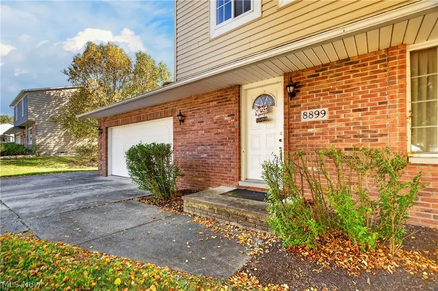 8899 N Gateway Drive, North Royalton, OH 44133 - #2
