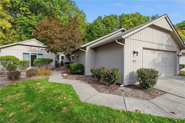 12302 Kronos Court, Strongsville, OH 44149