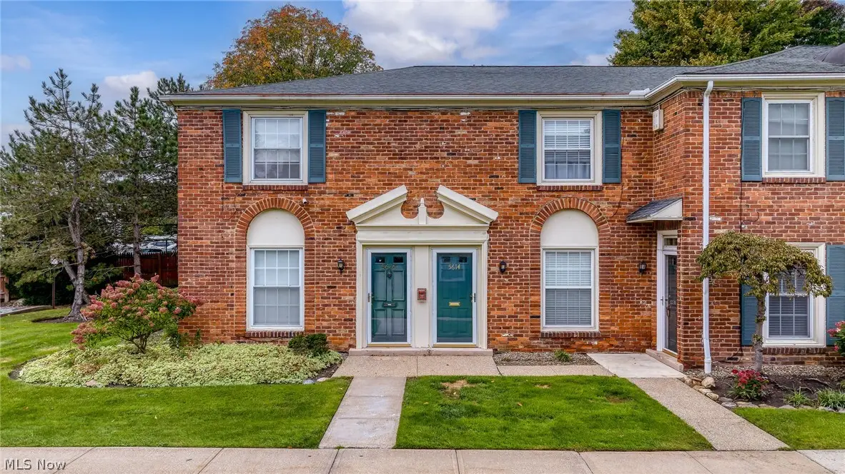 5616 Chelmsford Drive, Lyndhurst, OH 44124 - #1