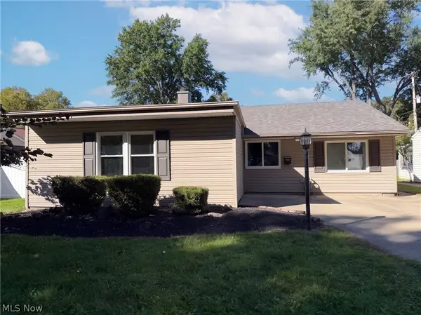 9022 Manorford Drive, Cleveland, OH 44130