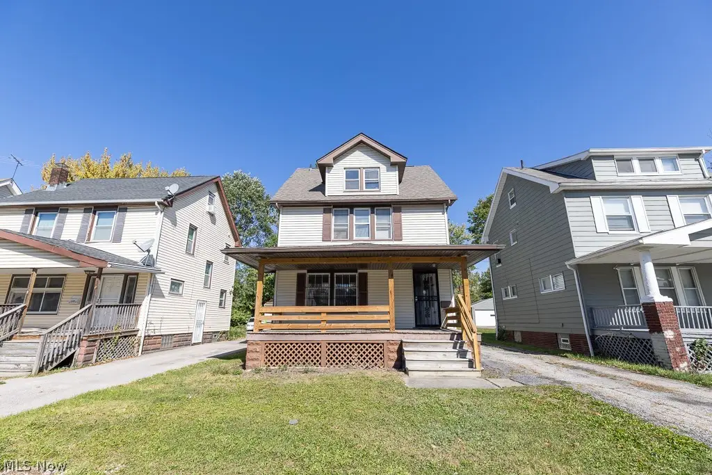 12913 Thornhurst Avenue, Garfield Heights, OH 44105 - #1