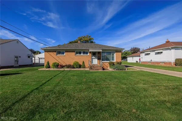 5630 Queens Highway, Parma, OH 44130