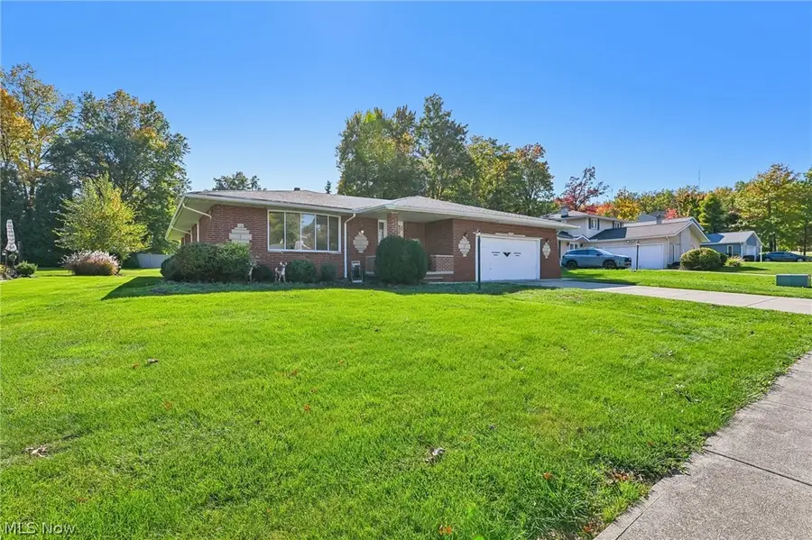 966 Primrose Drive, Seven Hills, OH 44131 - #2