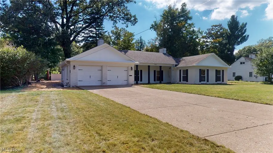 125 Manning Drive, Berea, OH 44017 - #3