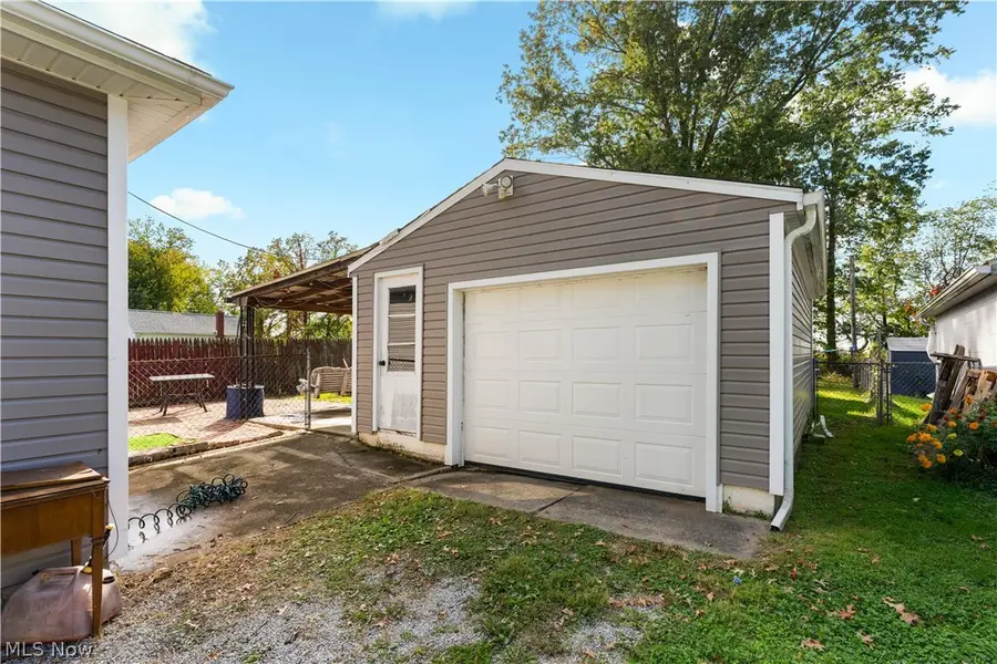 3194 S Bender Avenue, Akron, OH 44319 - #3