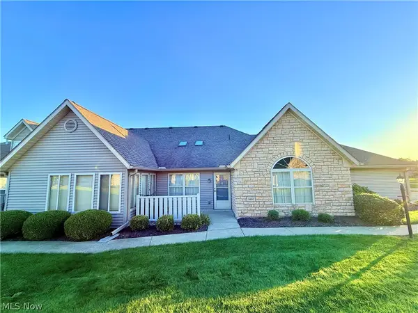 1460 Laurenbrook Ne Lane, Massillon, OH 44646