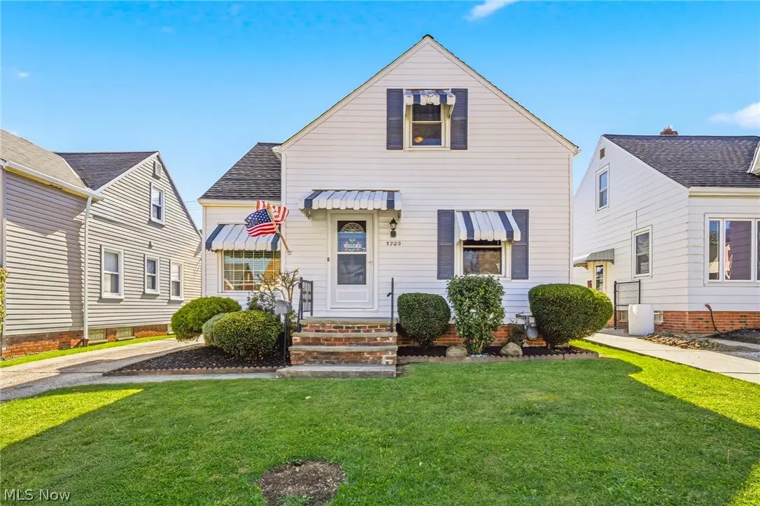 5703 Pelham Drive, Parma, OH 44129 - #1