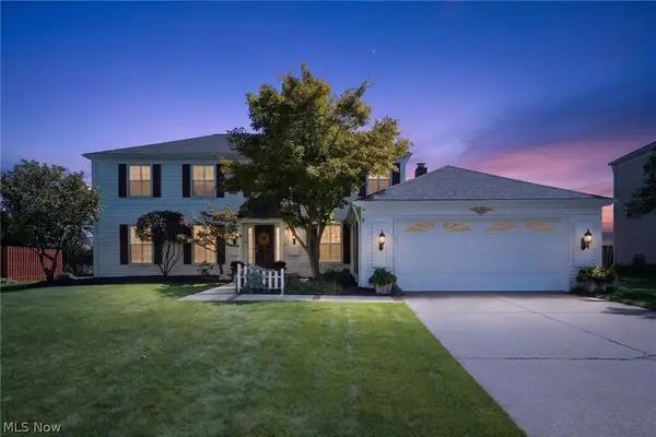 17167 Misty Lake Drive, Strongsville, OH 44136