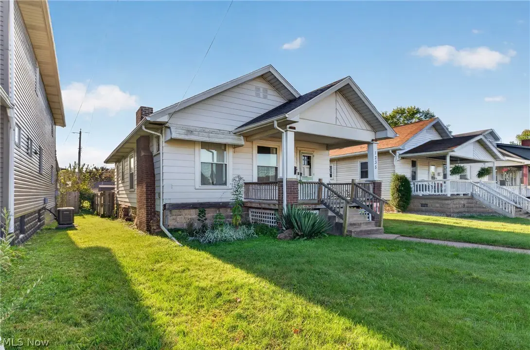 1235 Eastport Avenue, Uhrichsville, OH 44683 - #1