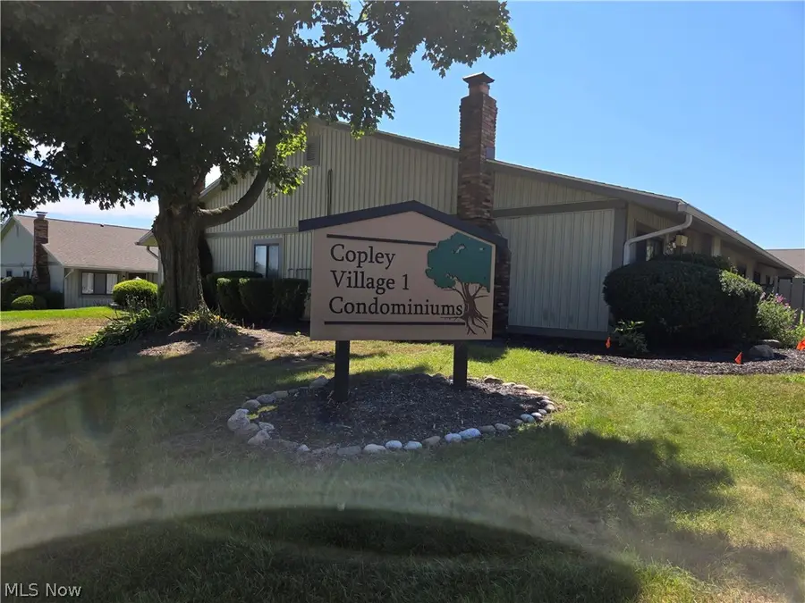 991 Kirkwall Drive, Copley, OH 44321 - #2