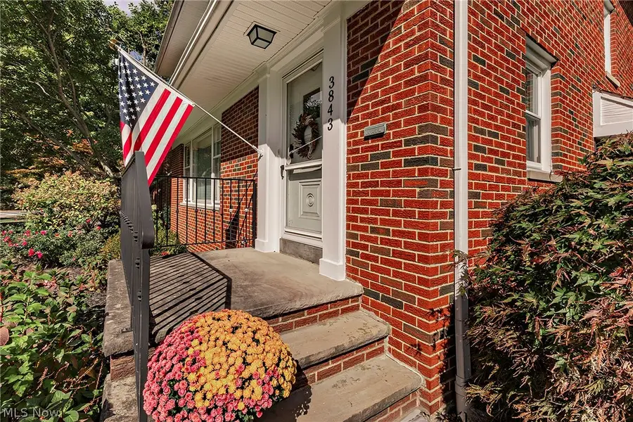 3843 Claridge Oval, University Heights, OH 44118 - #2