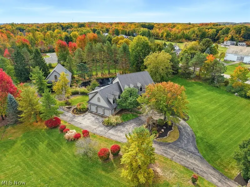 11205 Hampton Ridge Drive, Chardon, OH 44024 - #2