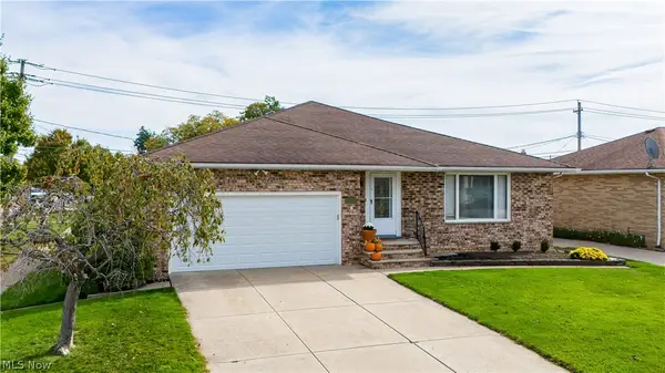 4701 Brook Lane, Brooklyn, OH 44144