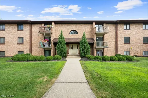 550 Tollis Parkway #307, Broadview Heights, OH 44147