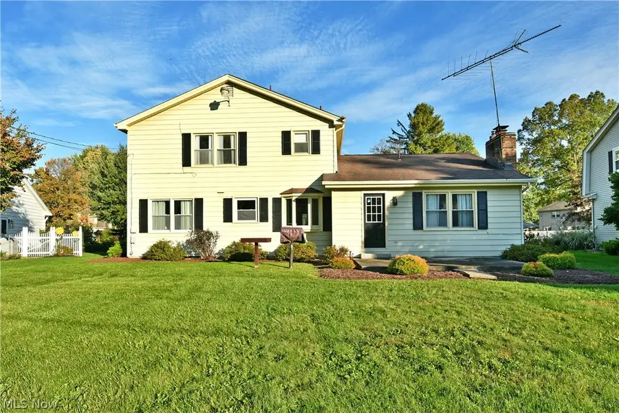 1050 Westport Drive, Boardman, OH 44511 - #2