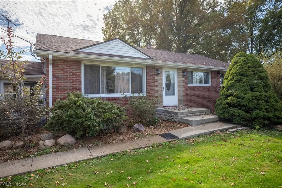 6392 15th Ne Street, East Canton, OH 44730 - #3