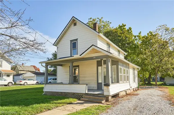 305 4th Nw Street, Barberton, OH 44203